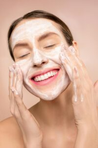 GIRL DOING SKINCARE