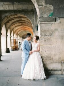 WEDDING DRESS